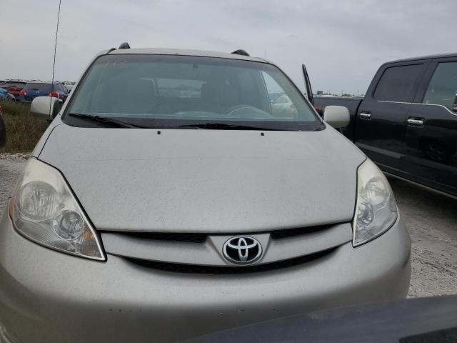 2006 Toyota Sienna XLE