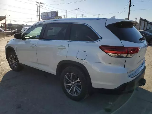 2019 Toyota Highlander SE