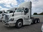 2017 Freightliner Cascadia 125