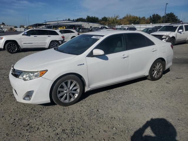 2014 Toyota Camry Hybrid