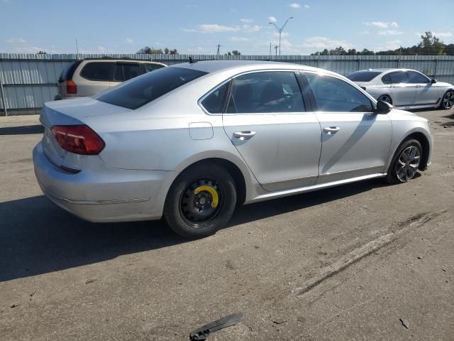 2016 Volkswagen Passat S