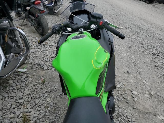 2024 Kawasaki EX650 P