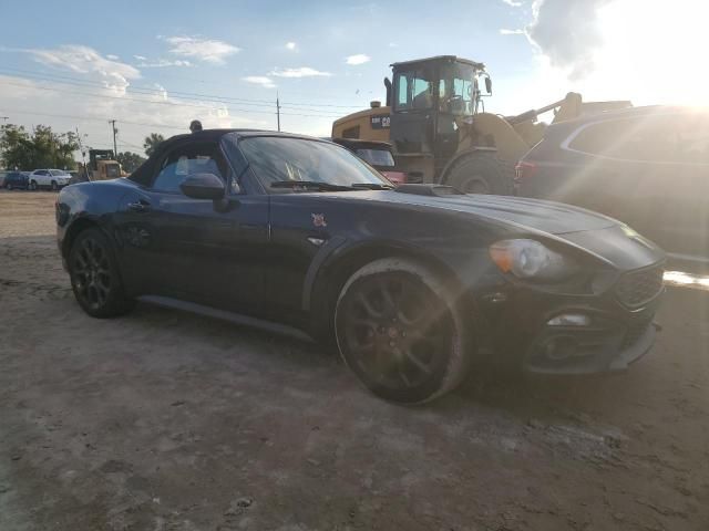 2017 Fiat 124 Spider Classica