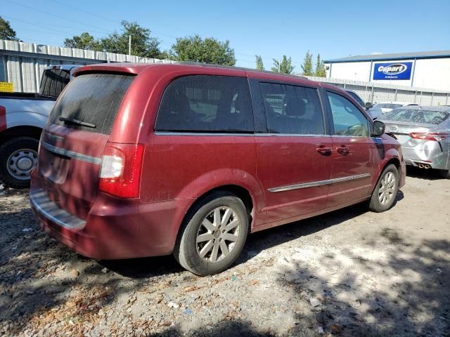 2012 Chrysler Town & Country Touring