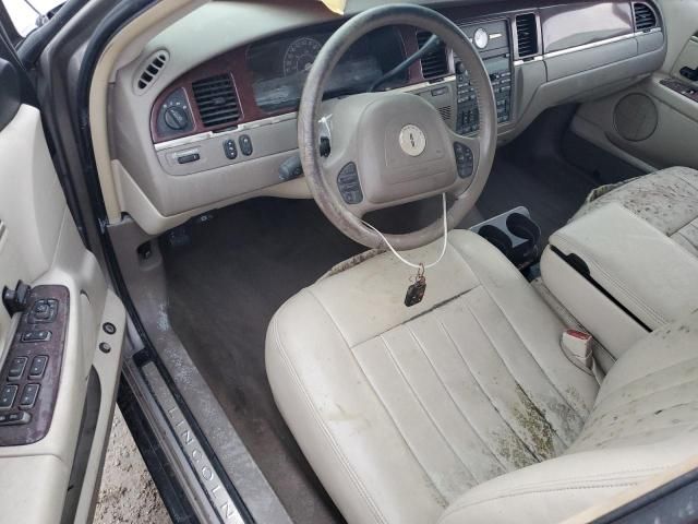 2003 Lincoln Town Car Executive