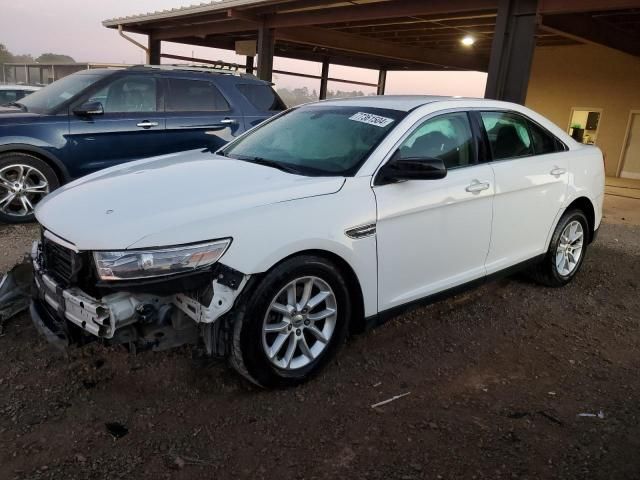 2014 Ford Taurus SE