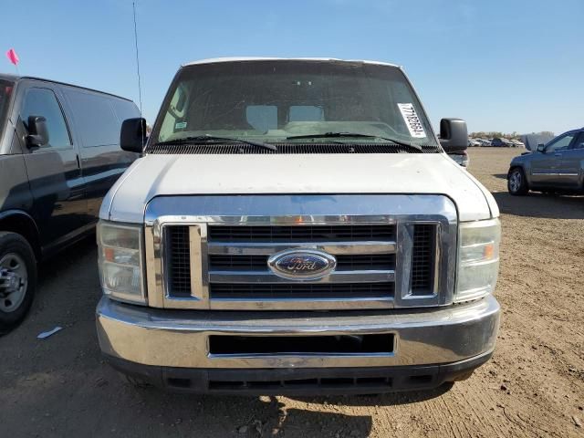 2013 Ford Econoline E250 Van