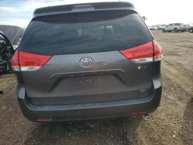 2011 Toyota Sienna LE