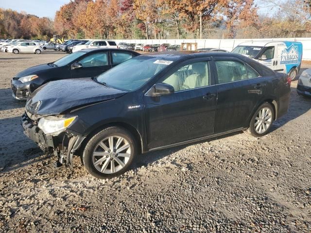 2014 Toyota Camry Hybrid