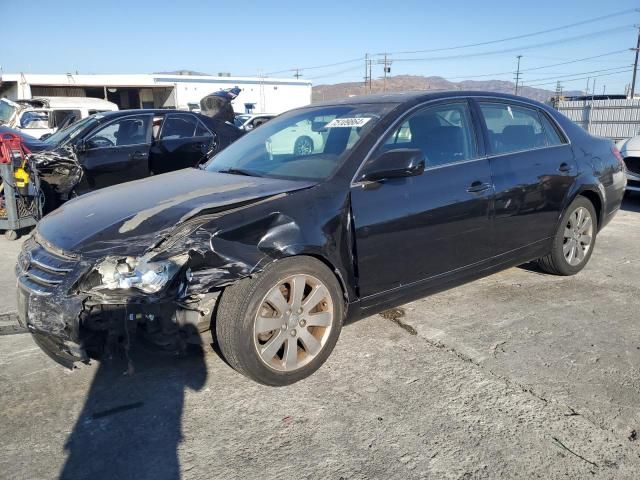 2005 Toyota Avalon XL