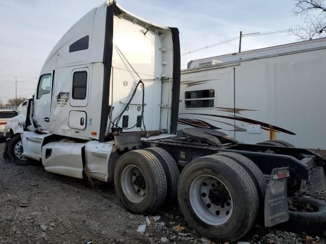 2018 Kenworth Construction T680