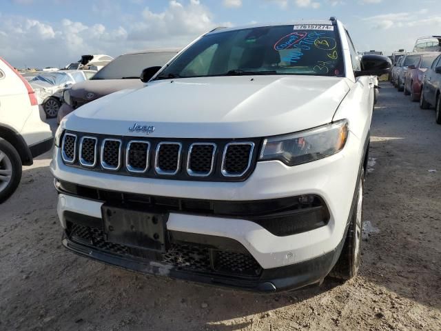 2023 Jeep Compass Latitude