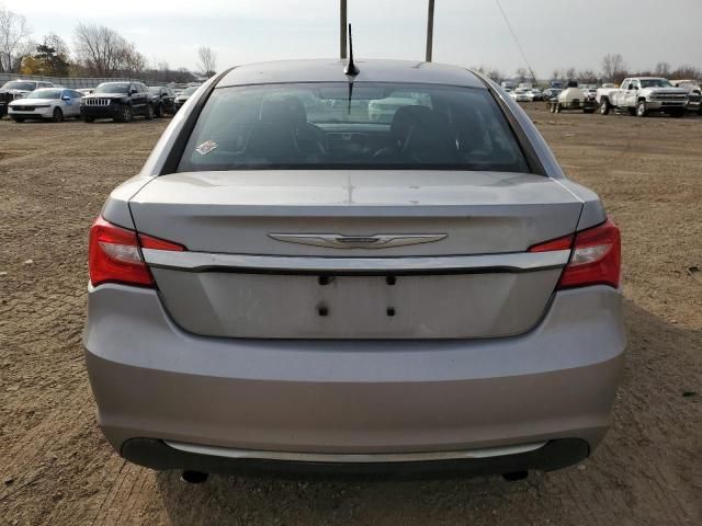 2013 Chrysler 200 Limited