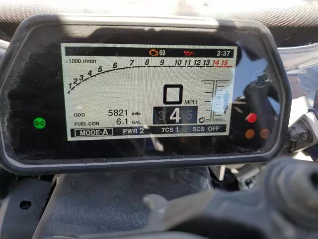 2016 Yamaha YZFR1