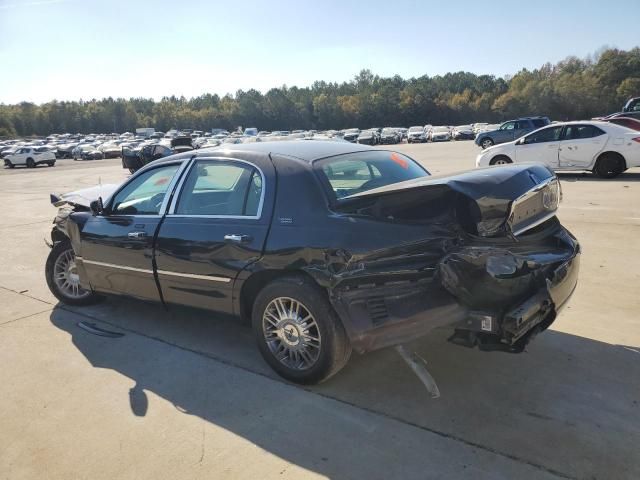 2009 Lincoln Town Car Signature Limited