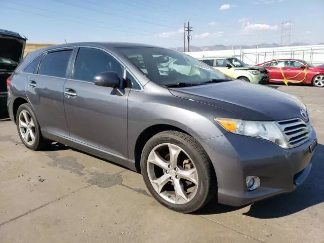 2012 Toyota Venza LE