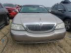 2003 Lincoln Town Car Signature