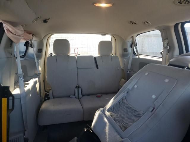 2011 Dodge Grand Caravan Express