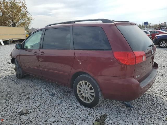 2008 Toyota Sienna XLE