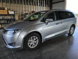 Chrysler Vehiculos salvage en venta: 2020 Chrysler Pacifica Touring L