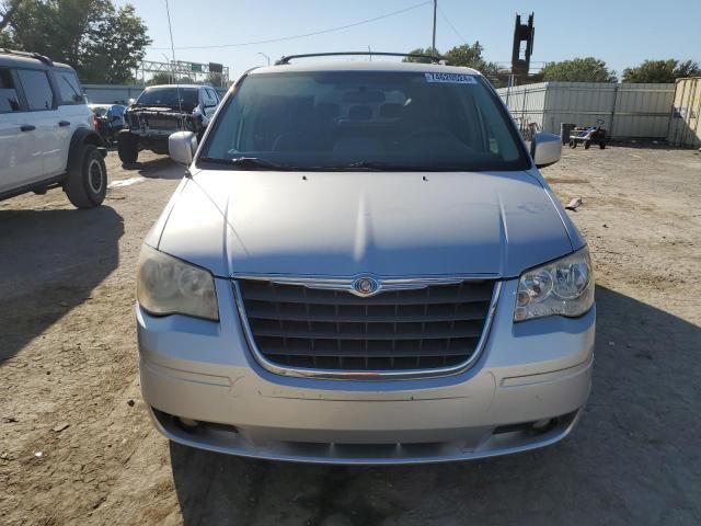 2010 Chrysler Town & Country Touring