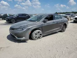 Chrysler Vehiculos salvage en venta: 2015 Chrysler 200 Limited