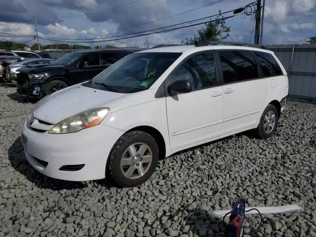 2006 Toyota Sienna CE