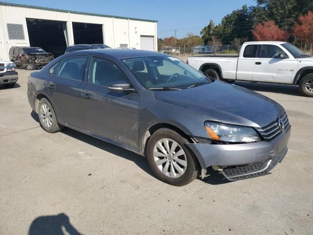 2013 Volkswagen Passat S