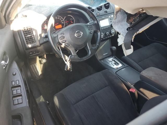 2010 Nissan Altima Base