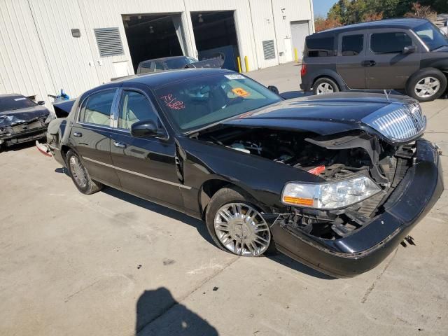 2009 Lincoln Town Car Signature Limited