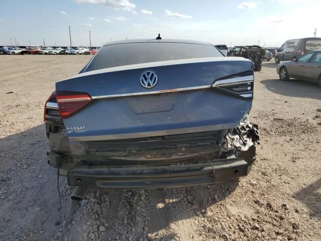 2019 Volkswagen Passat SE R-Line