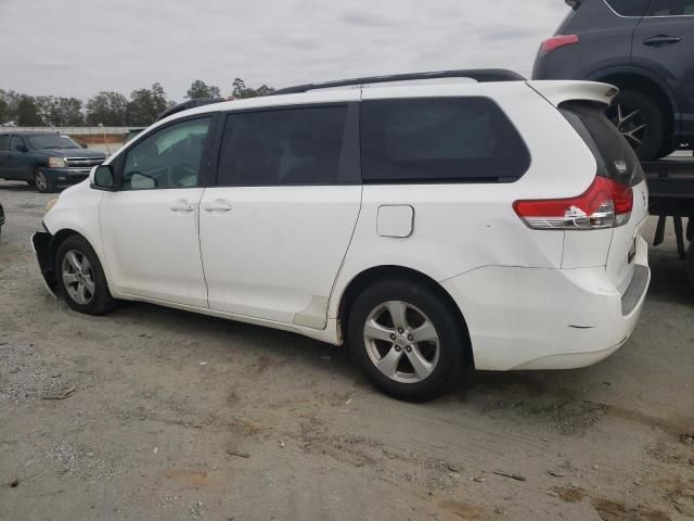 2011 Toyota Sienna LE