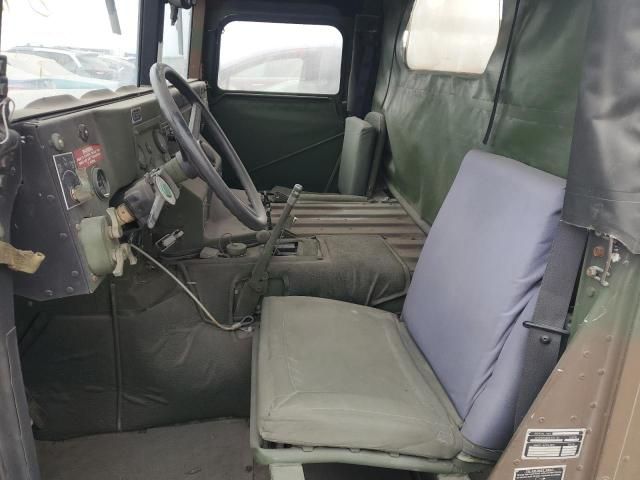 1985 American General Humvee