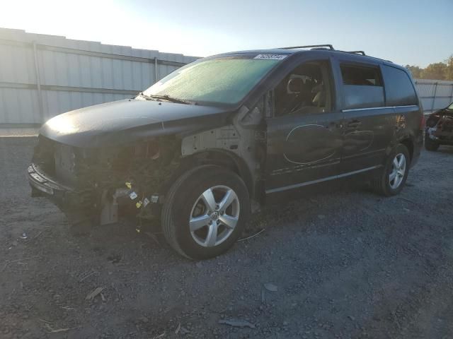 2011 Volkswagen Routan SE