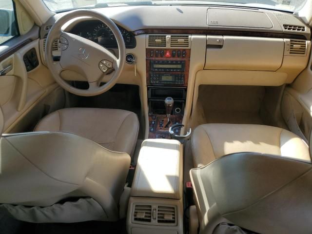 2000 Mercedes-Benz E 320 4matic