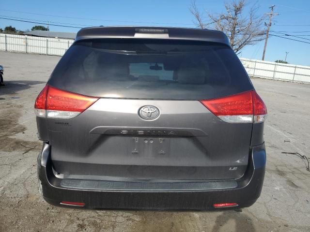 2012 Toyota Sienna LE