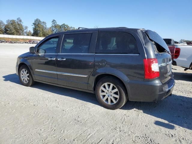 2012 Chrysler Town & Country Touring L