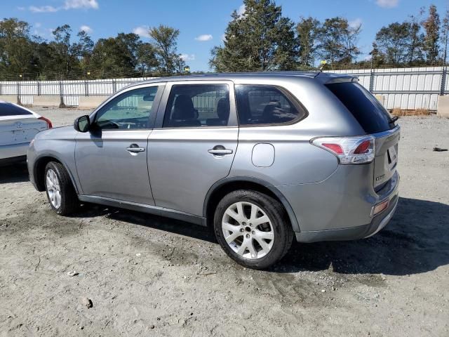 2015 Mitsubishi Outlander ES