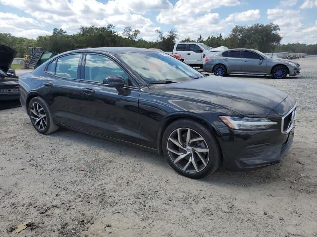 2020 Volvo S60 T5 Momentum