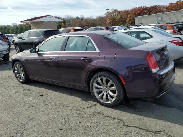 2021 Chrysler 300 Touring