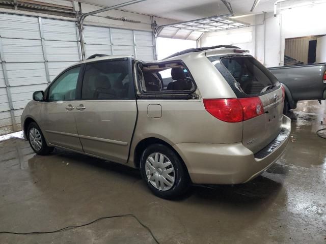 2010 Toyota Sienna CE