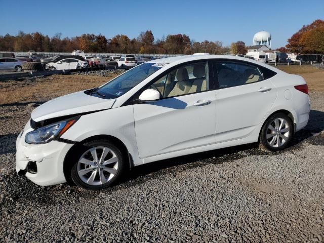 2013 Hyundai Accent GLS