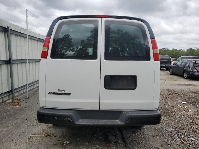 2015 Chevrolet Express G2500