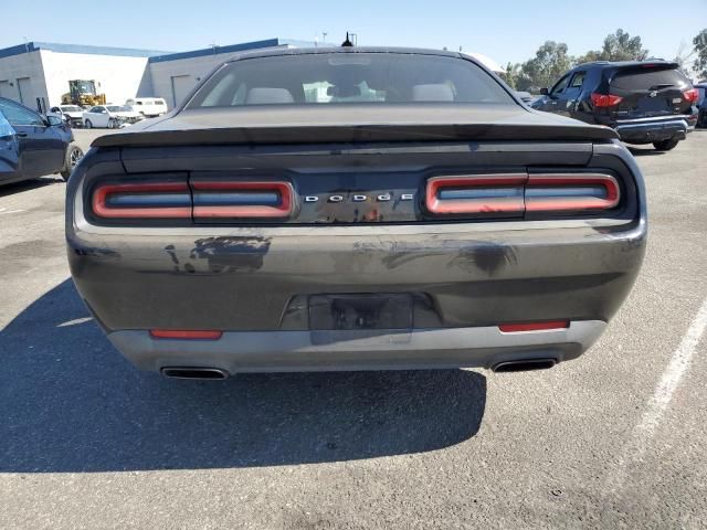 2015 Dodge Challenger SXT