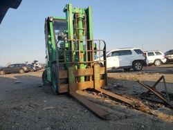 Salvage trucks for sale at Woodhaven, MI auction: 1980 Clark Forklift Forklift