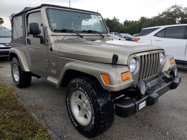 2004 Jeep Wrangler / TJ Sahara