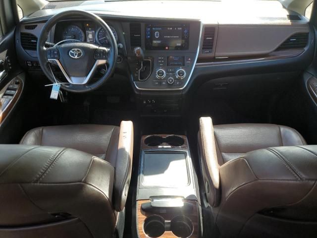 2015 Toyota Sienna XLE