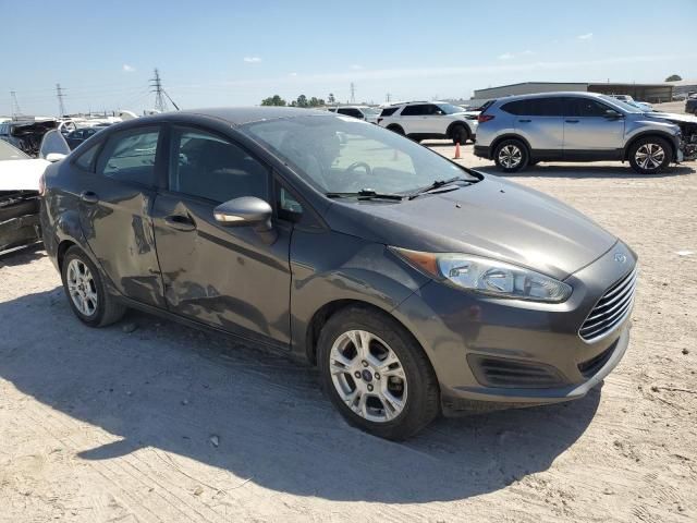 2015 Ford Fiesta SE