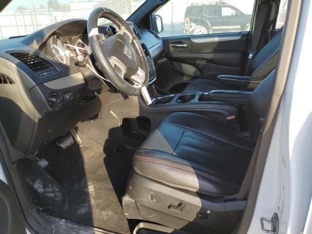 2016 Dodge Grand Caravan R/T