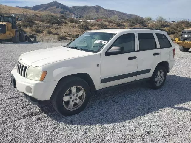 2005 Jeep Grand Cherokee Laredo